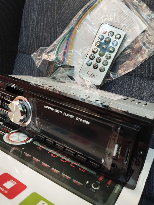 Чисто ново Авто-радио