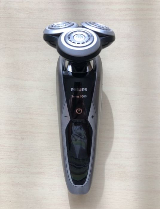 Aparat ras Philips S9711