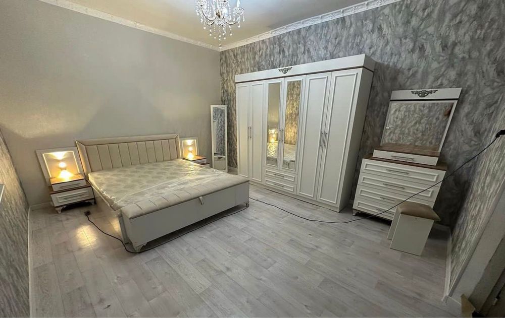 Спалыный гарнитура со склада