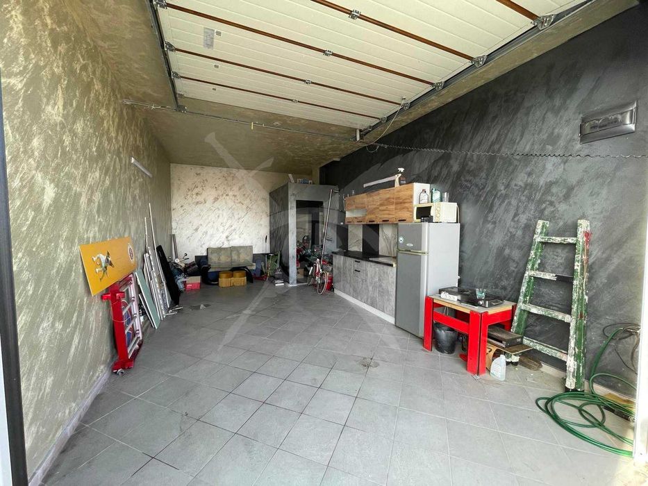 Продава се Двустаен апартамент в Пловдив, Беломорски - 77 кв.м за 2039 €/кв.м - Снимка #7