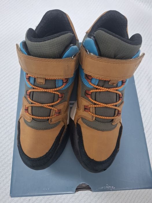 Vand Ghete Geox marime 37,impermeabile