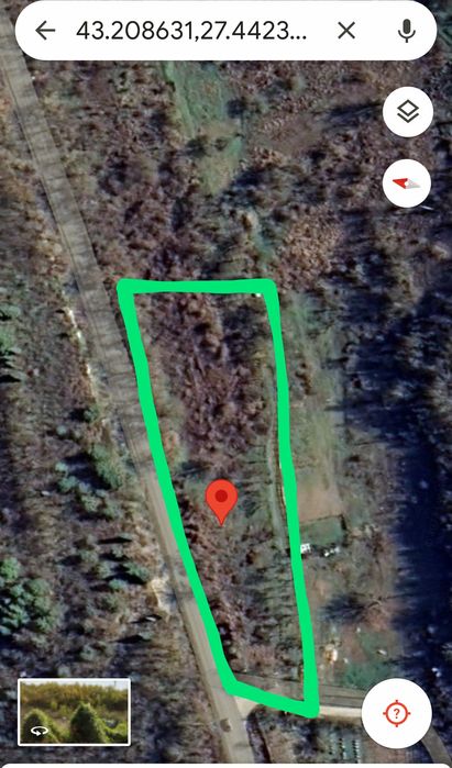 Парцел на главен път.