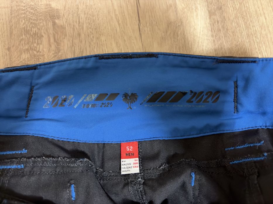 Работните панталони Shtrauss