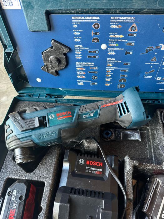 Multifunctionala pe acumulatori Bosch profesional EXOP18V-40 an 2025