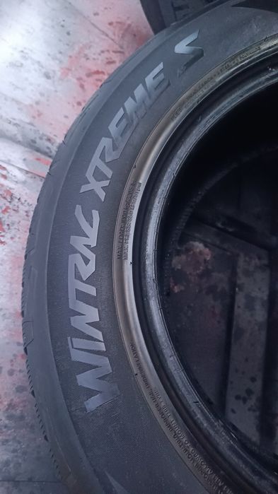 235/65/17 Vredestein