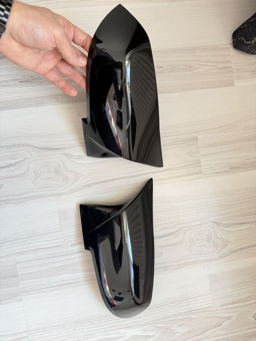 Vand capace Batman si semnalizari dinamice BMW