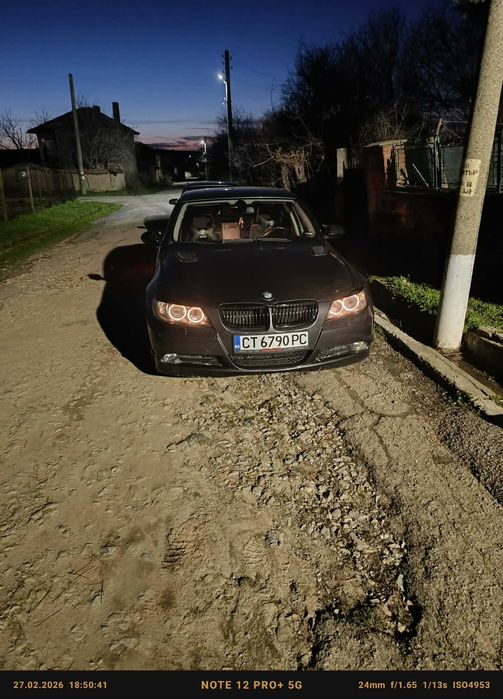 БМВ е 90 2005Г Бензин