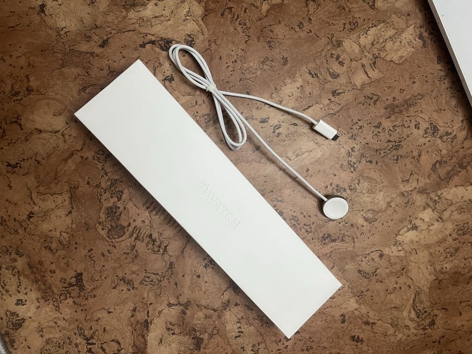 Продам Apple watch 8, 45 мм