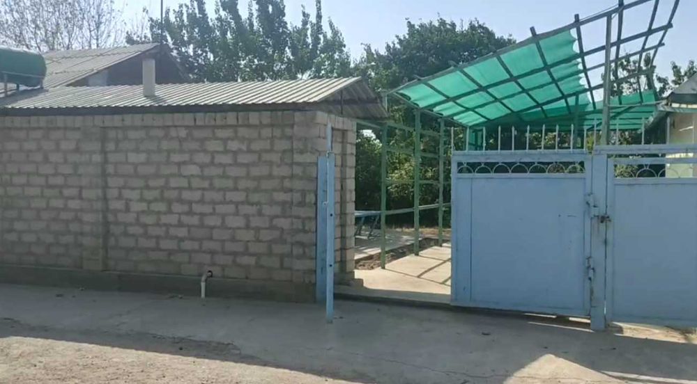 Товоқсойда, дарё бўйида 6 сотокли Дача -дала ховли-уй сотилади!