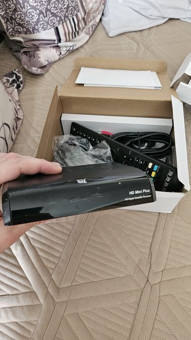 Ресиверы для спутникого тв.