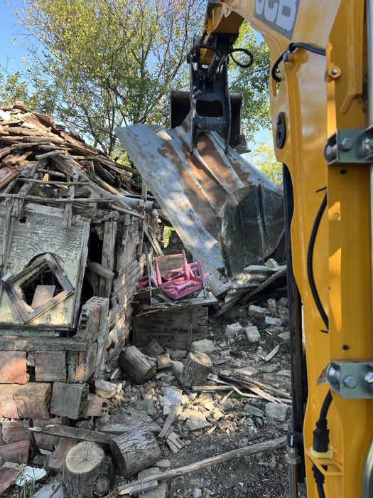 Услуги с Багер и Самосвал Ботевград