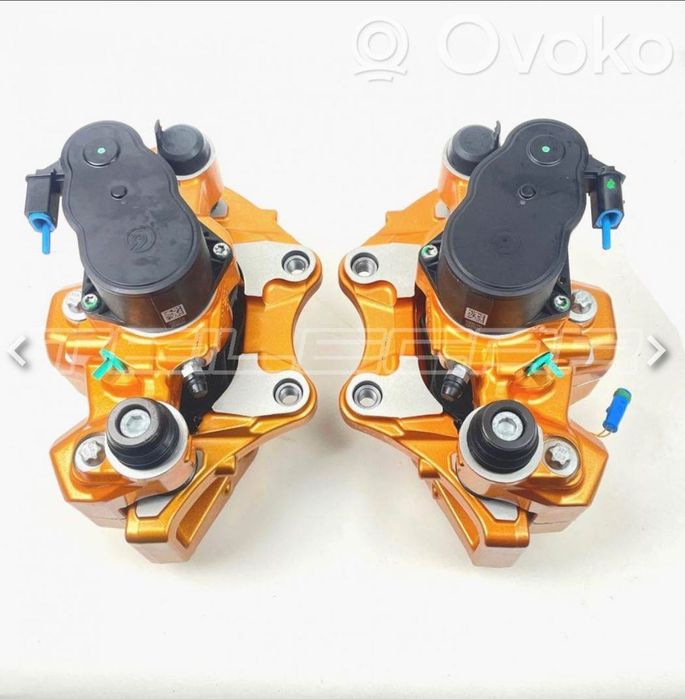 Etrieri Spate Mercedes AMG Carbon Ceramic