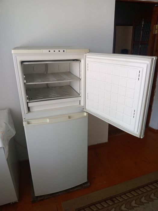 Холодильник бу сатылады