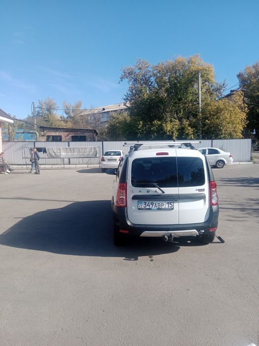 Продам автомобиль Lada Largus Cross