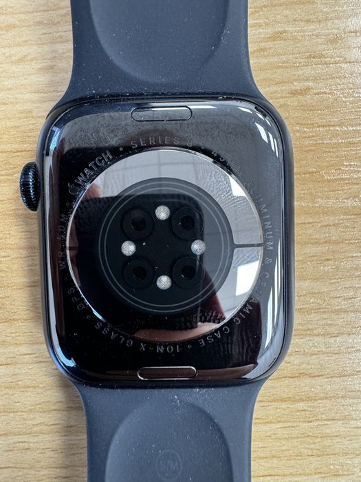 Apple  Watch 8. 45