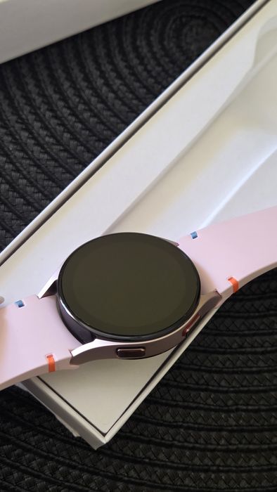 Часовник Galaxy Watch FE