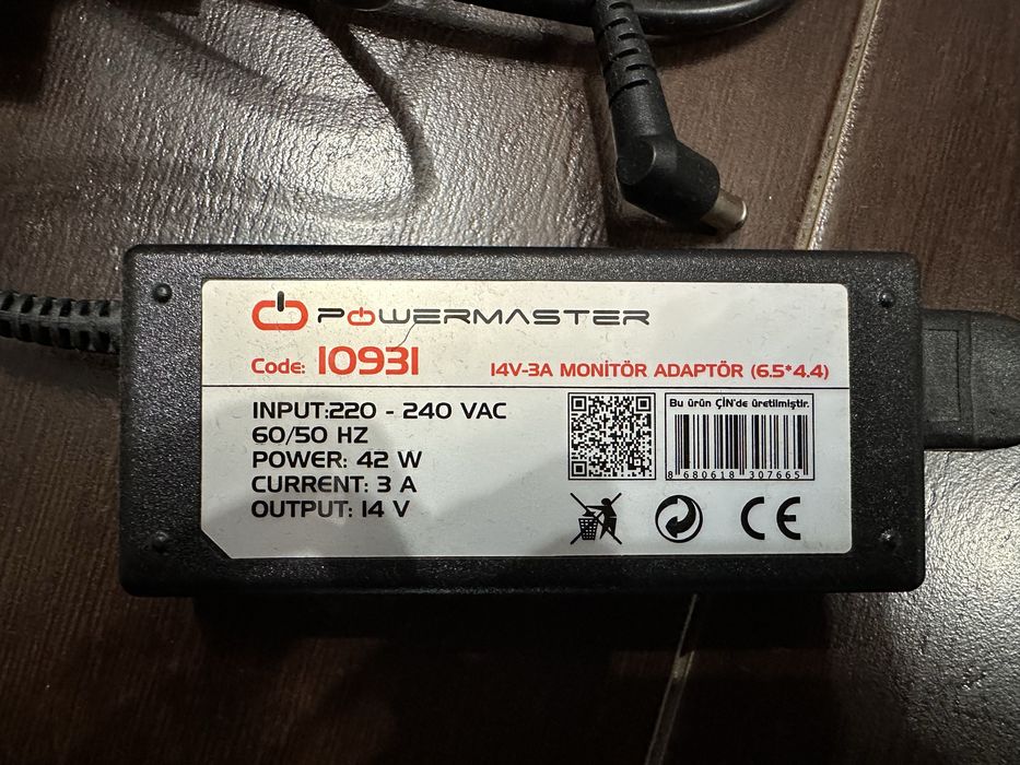 захранващ кабел с адаптер 14V за монитор/TV