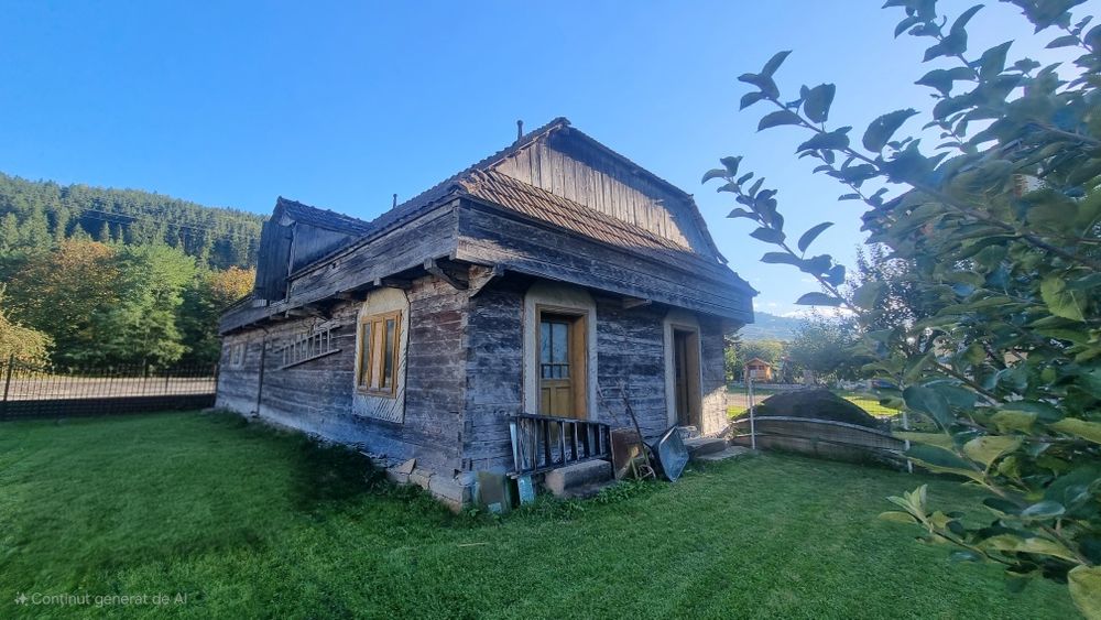 Șură tradițională din lemn de stejar, aprox. 90 mp