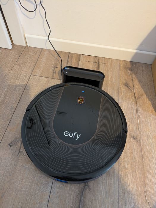 Eufy RoboVac 30C - Baterie NOUĂ + Accesorii Originale Rezervă (Wi-Fi/A