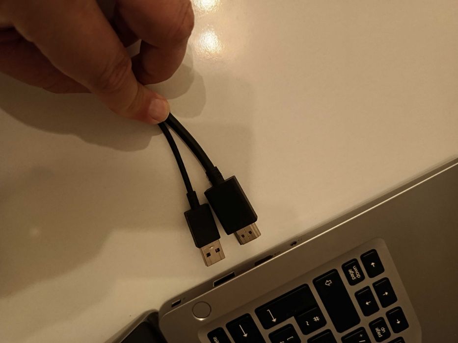 Wacom one 13" Creative Pen display 2022 таблет за рисуване