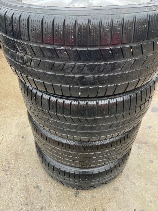 Vând set jante VW Touareg 7L R18