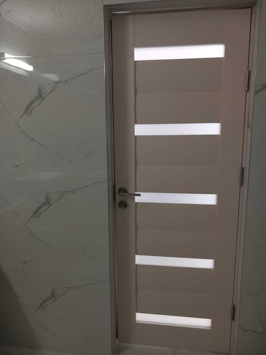 Închiriez Cameră la Curte