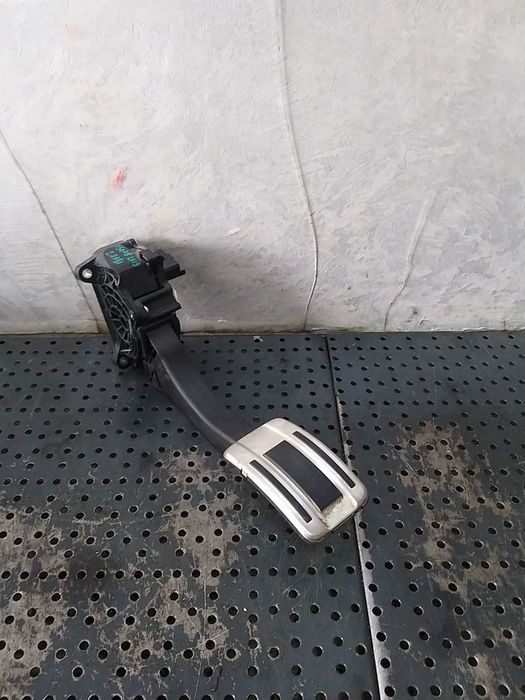 Pedala acceleratie 2.0 hdi peugeot 5008 2 9674829180