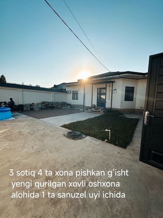 Срочно сотилади йенги курилган ховли