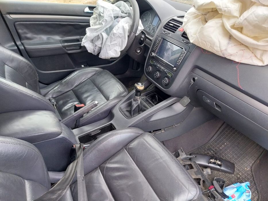Vw golf 5 usi bara hayon portbagaj motor interior piele usa aripa far motor electromotor alternator 2.0 fsi roti rezerva 5x112 oglinda clima pompa