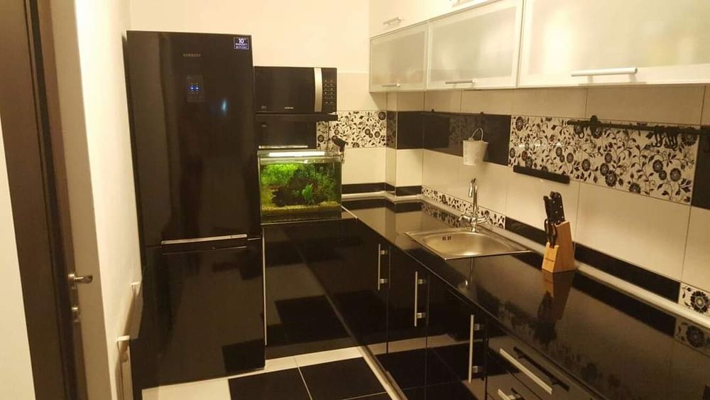 Vand garsoniera cu loc de parcare Militari Residence