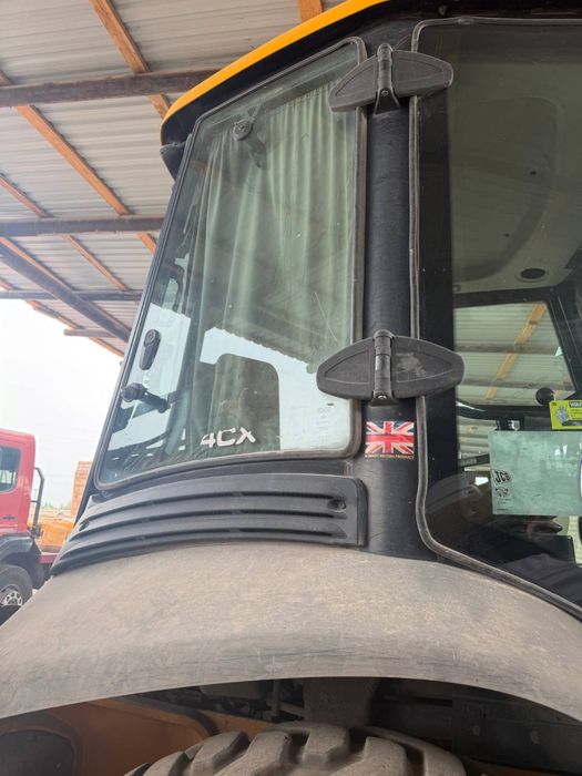 Продается JCB 4х оригинальный английского производства