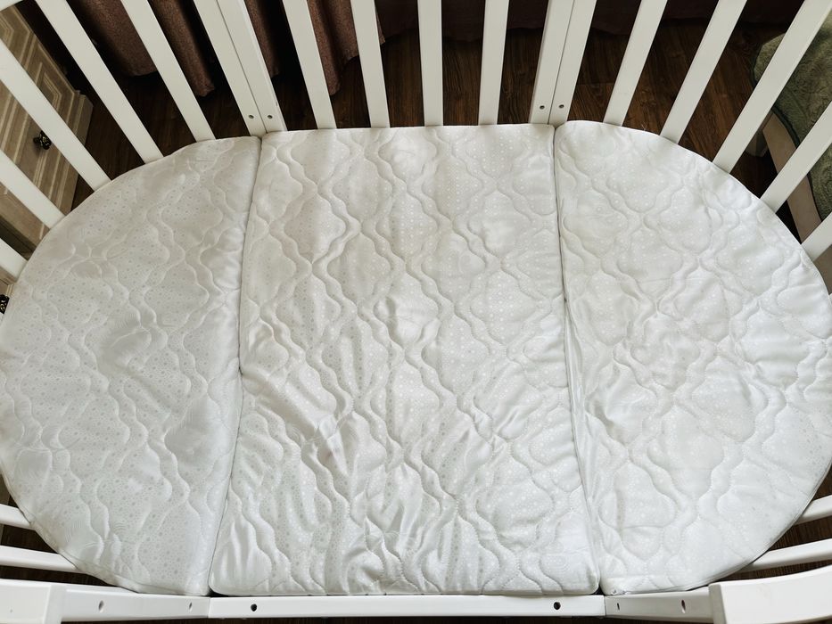 Продам манеж 8в1 40000