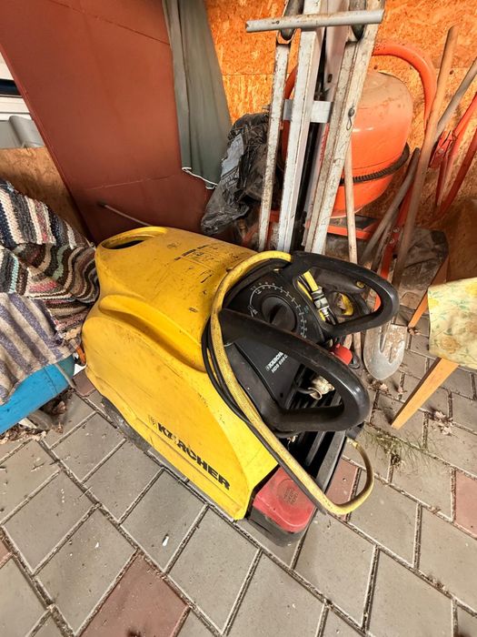 Aparat de spălat cu presiune și apă caldă Kärcher HDS 698 CSX (Profisport)