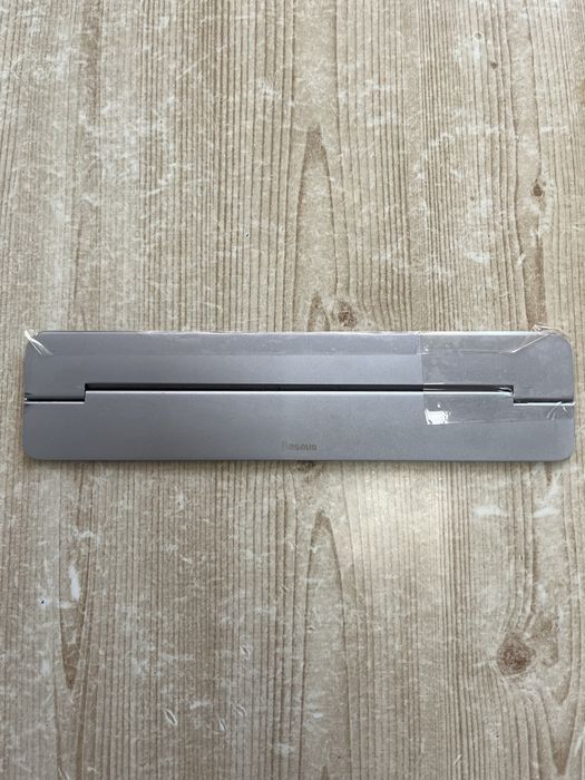 Алуминиева поставка за Mac Book