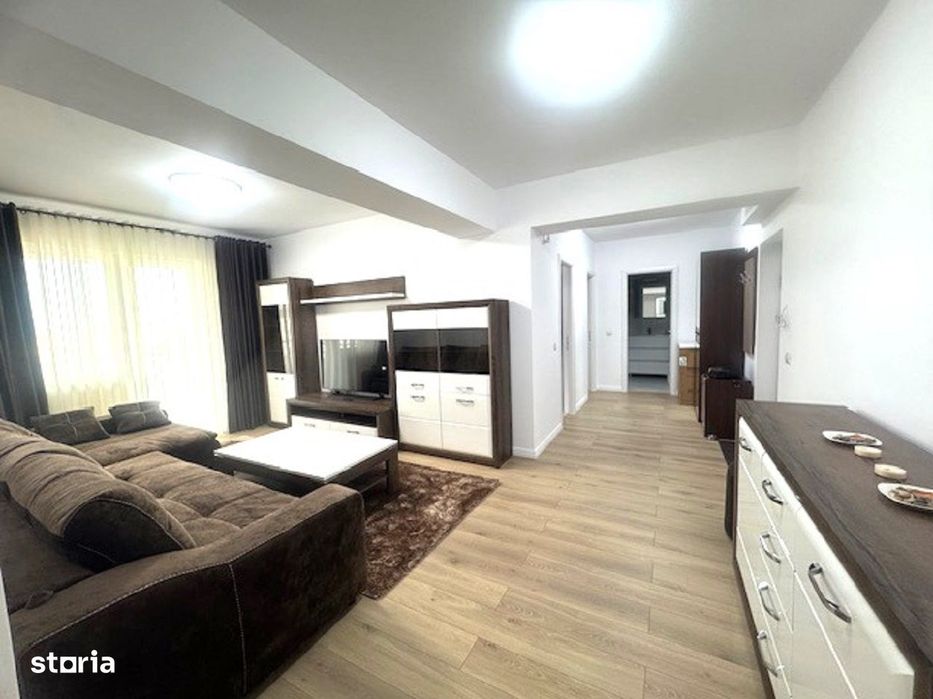 Apartament cu 3 camere si loc de parcare privat