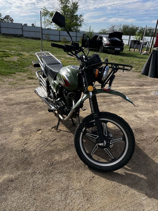 Продам мотоцикл 200