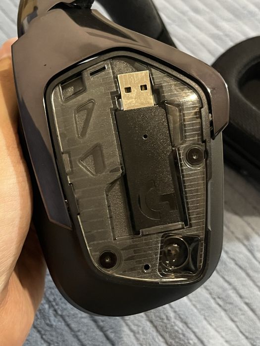 Casti de gaming Logitech G935 cu bureti noi