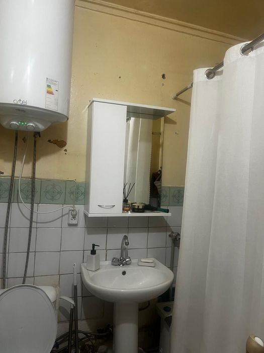 Продам 2 х комн квар . 2-24-1 этаж