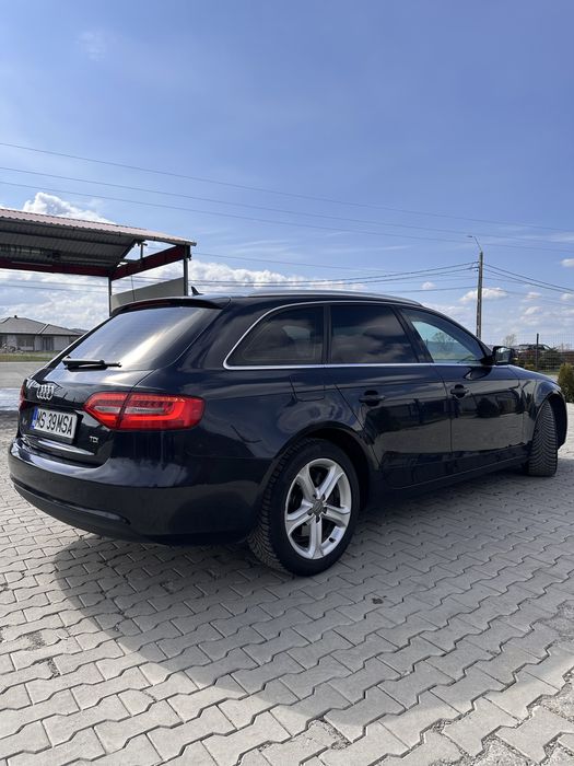 Audi A4 2.0 TDI AVANT 2014 b8.5 Facelift