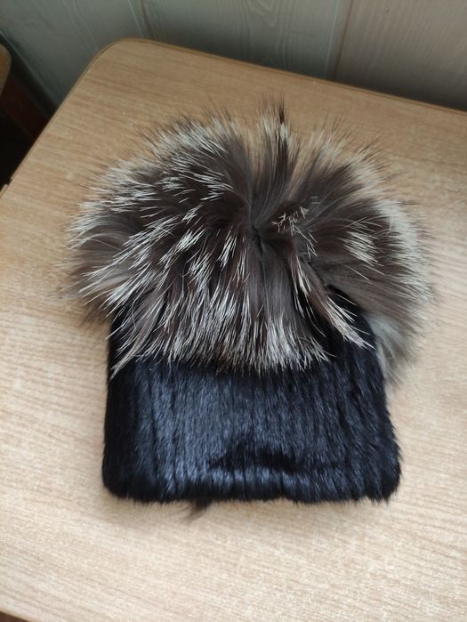 Продам  шапку из норки- чернобурки