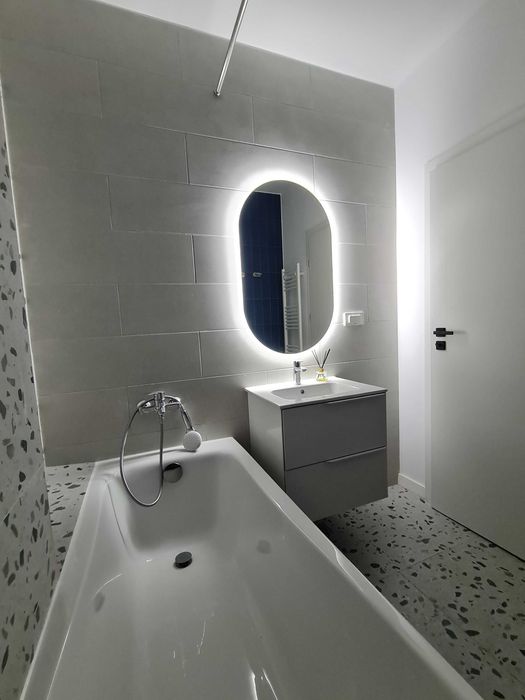 Apartament lux 80mp vedere mare, parcare acoperita,2bai Mamaia Nord