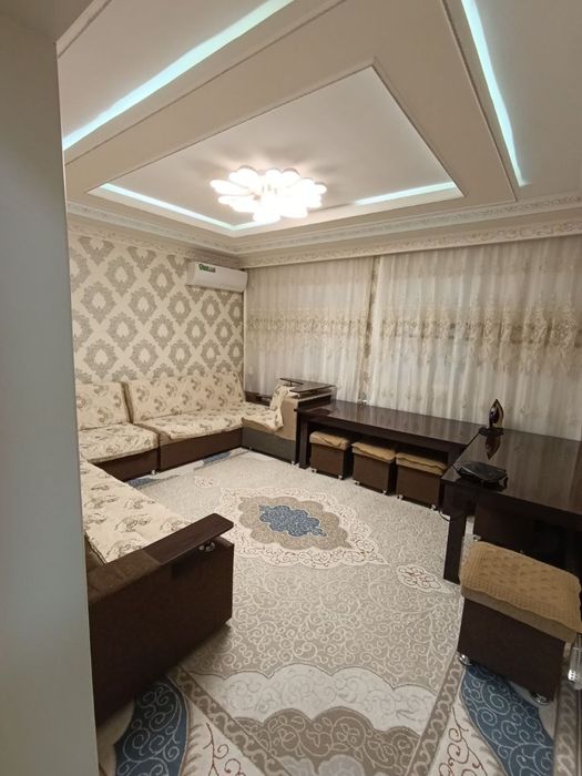 Срочно Продаётся квартира паркентский массив Риезий 3-комн евро ремонт