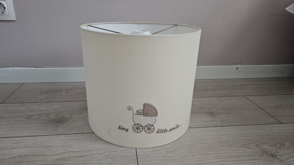 Lustra / candelabru camera copii