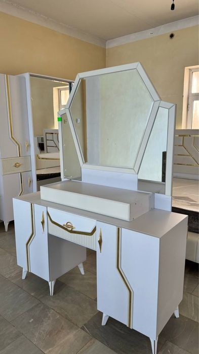 Мебел сатилады