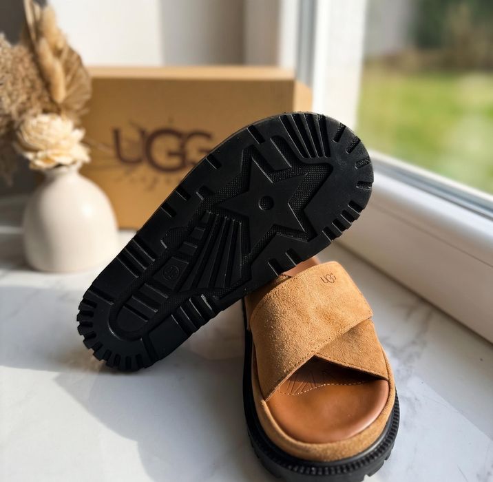 Papuci Dama UGG Maro - Full Box