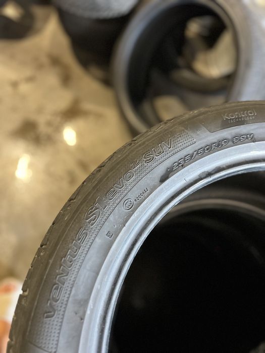 Летни Гуми Hankook 235/50/19 Дот 2019 6мм