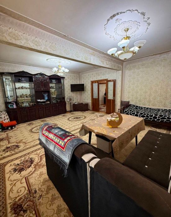 Продается квартира Юнусабад 10кв 4/5/5