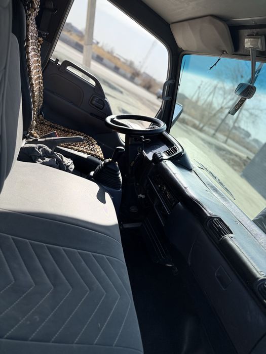 Isuzu 5 tonnalik sotiladi