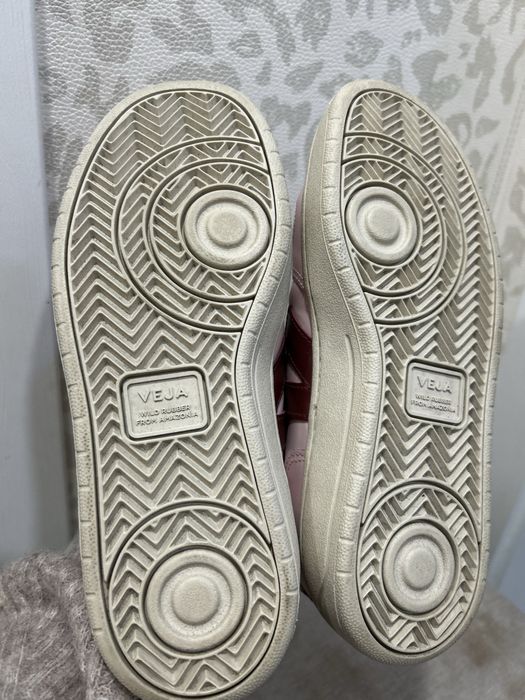 VEJA x MODETROTTER 37 н. кожени спортни обувки