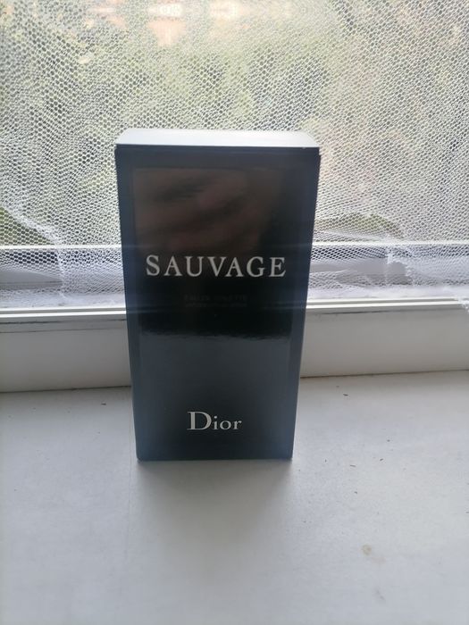 Продам парфюм диор